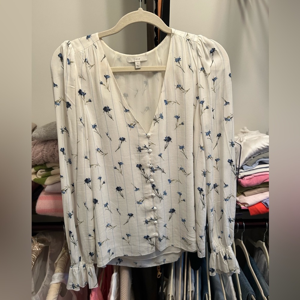 Joie blouse white with blue flowers